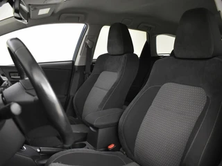 Toyota Auris Touring Sports 1.8 Hybrid Team D / 13