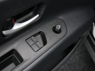 Toyota Aygo X 1.0 VVT-i MT Pulse Private lease 349,- per maand / 19