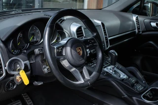 Porsche Cayenne 3.0 S E-Hybrid Platinum Edition Pano|Stoelverwarming|Bose| / 30
