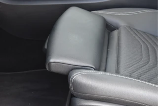 Mercedes-Benz A-Klasse 200 4MATIC 164 pk Premium  | Open dak | Camera | Carplay | DAB | Vrtual cockpit | Stoelverwarming | Full LED / 42