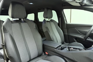 Peugeot 5008 1.2 Hybrid 136pk Allure Pack Business | Autmaat | 7 Zits | Achteruitrij camera | Elektrische achterklep | 18inch LichtMetalen Velgen / 15