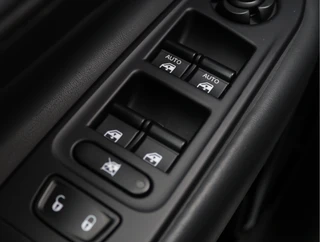 Jeep Renegade 1.4 MultiAir Night Eagle II Limited  | Org. NL | ACC | Carplay | 18'' / 28
