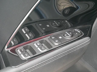 Kia Niro 1.6 GDi Hybrid DynamicLine Camera| Trekhaak| Navi+BT / 18