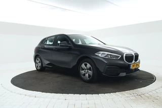 BMW 1 Serie 116d High Executive  5 Deurs hb, Navigatie, Climate / 5