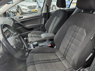 Volkswagen Golf Variant 1.0 TSI Connected NAVI TEL LM PDC CC / 11