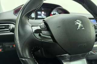 Peugeot 308 SW 1.2 PureTech Blue Lease Premium 130pk | Navigatie | Panoramadak | Climate Control | Trekhaak | Camera | Cruise Control | Parkeersensoren | Apple Carplay - Android Auto / 22