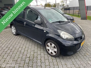 Toyota Aygo 1.0-12V Cool/Lage km/Dealer onderhouden! NAP!! / 2