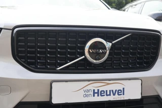 Volvo XC40 T5 Recharge Ultimate Dark | Stoelverwarming | 360° Camera | Pilot Assist | BLIS | H/K  | Leder  |  Keyless / 6