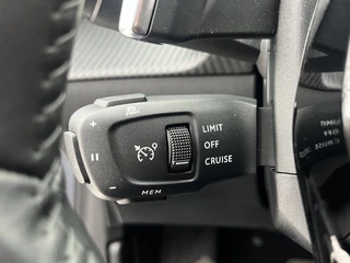 Peugeot 208 Hybrid 110 e-DCS6 Automaat Allure  | Adaptive Cruise Control | Parkeersensoren voor + achter | Carplay/Android Auto | / 25