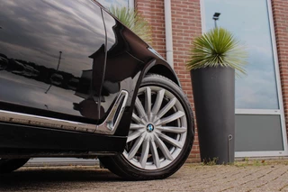 BMW 7-serie 740i High Executive | 2e eigenaar | Driving Assistant Plus | Innovation pakket | Massage | Dodehoekdetectie | Adaptieve cruise | 360 camera | Stoelventilatie | Gesture control / 51
