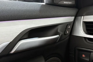 BMW X2 xDrive25e M Sport Panoramadak Head-Up Harman Kardon Elektrische Stoelen / 53