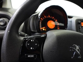 Peugeot 108 1.0 e-VTi Active AIRCO/BLUETOOTH! / 11