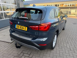 BMW X1 SDrive18i Executive Edition / ACC / Head-Up / Led / Trekhaak / Rijklaar !. / 11