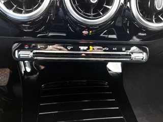 Mercedes-Benz A-klasse 250 e Premium | Automaat | Cruise control | Stoelverwarming | Navigatie | Camera | Parkeersensoren / 31