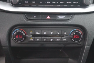 Kia XCeed 1.0 T-GDi DynamicLine / 12