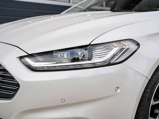 Ford Mondeo Wagon 1.5 Titanium | Full LED | Panoramadak | Keyless | PDC v+a | Navi | Climate control | Cruise control / 24