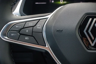 Renault Captur 1.0 TCe 90 evolution | Camera | Apple Carplay / 11