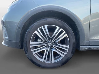 SEAT Arona Xperience Business Connect / 21