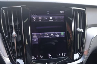Volvo V60 T6 Recharge AWD R-Design / 55