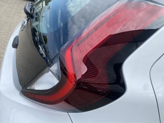 Toyota Aygo X 1.0 VVT-i MT 72pk S-CVT / 12