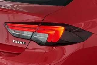 Opel Insignia Grand Sport 1.5 Turbo Business Executive Schuif-/Kanteldak Trekhaak Achteruitrijcamera / 23