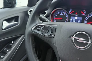Opel Crossland 1.2 Turbo Elegance 110 PK | Navigatie | Climate control | Dakrails | Extra getint glas | AGR | Lichtmetalen velgen | Cruise control / 21