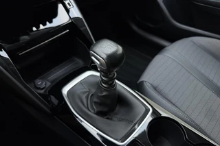 Peugeot 208 1.2T Allure Pack | 100PK | Parkeer Camera Achter | Stoelverwarming Voor | Privacy Glas | LED | Cruise Control | DAB+ | / 28