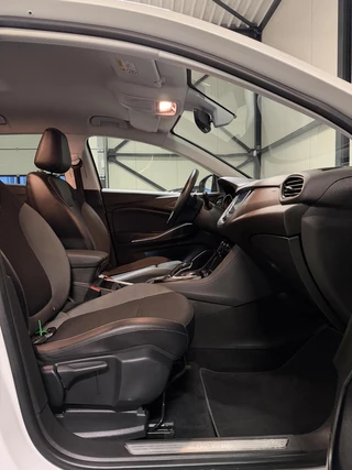 Opel Grandland X 1.6 Turbo Hybrid Camera Elegance Carplay / 35