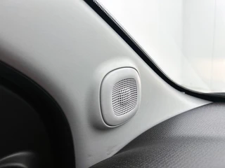Fiat Panda 1.0 Hybrid Cross CARPLAY | CLIMA / 11