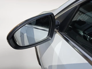Kia ProCeed 120PK T-GDi GT-Line | Schuif/kanteldak | Stoel-en stuurwielverwarming | Elektrische achterklep | Camera | Apple CarPlay/Android Auto | Full LED | All season banden / 32