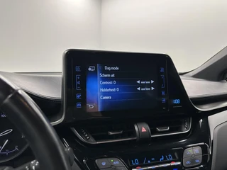 Toyota C-HR 1.2 Dynamic CAMERA NAVIGATIE TREKHAAK ECC CRUISE LM. / 54