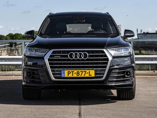 Audi Q7 3.0 TFSI quattro S-Line Panoramadak B&O Advanced Nachtzicht Luchtvering Leder ACC HUD Virtual Cockpit Soft-Close Achterasbesturing Trekhaak 21" / 5