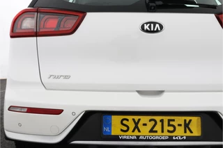 Kia Niro 1.6 GDi Hybrid DynamicLine  - Automaat - Trekhaak - Achteruitrijcamera - Navigatie - Cruise Control - Climate Control - 12 maanden bovag garantie / 43
