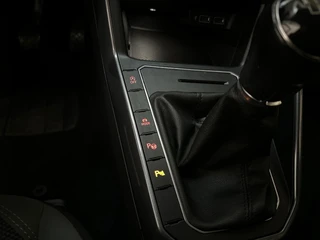 Volkswagen Polo 1.0 TSI Highline Business R R-Line Virtual Cockpit Parkeersensoren Climate Control / 23
