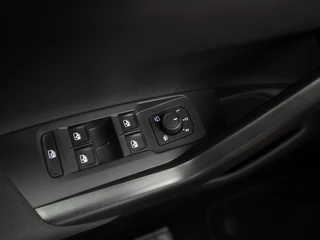 Volkswagen Polo 1.0 TSI Life Edition IQ Matrix led | Carplay navigatie | Camer / 34