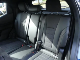 Suzuki e VITARA Style 61 kWh Elektrische bestuurdersstoel, Panoramadak, Half lederen bekl. 360 graden camera, Stuur verwarming / 7