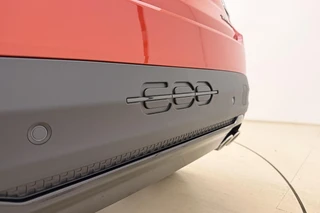 Fiat 600 1.2 Turbo 145pk Hybrid Automaat Sport | DEMO | Tot 8 jaar garantie | Navigatie | Achteruitrijcamera | Elektrische achterklep | LED Matrix koplampen | Sportief interieur | 18" Lichtmetalen velgen | Zwart dak / 11
