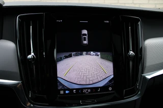 Volvo V90 2.0 T8 Plug-in hybrid AWD Ultimate Dark  | Panoramadak | Head-Up | H/K | Memory / 22