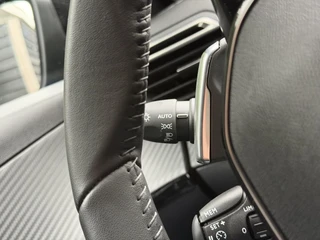 Peugeot 208 Allure 1.2 Hybrid 100PK e-DCS6 Automaat Trekhaak, Navigatie, Achteruitrijcamera, Keyless, Stoelverwarming, Apple Carplay, Android Auto / 21