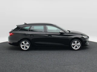 SEAT Leon Sportstourer 1.5 TSi e-Hybrid 204 Pk Automaat FR Business | Trekhaak | Carplay | Virtual Cockpit | Keyless | Adaptive Cruise | Stoel- en Stuurverwarming | 17 Inch / 9