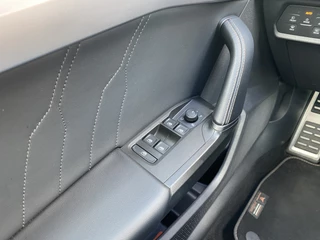 CUPRA Leon Sportstourer 1.4 e-Hybrid VZ Performance 245 pk  | 1e eigenaar | dealer onderh. | panoramadak | elektr. a. klep | kuipstoelen / 30