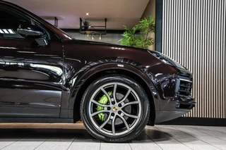 Porsche Cayenne 3.0 E-Hybrid|Pasm|Innodrive|PASM|PDLS+|Chrono / 18