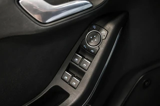 Ford Fiesta 1.5 EcoBoost ST-3 Performance|Recaro|B&O|Carplay|Winterpakket|Camera| / 33
