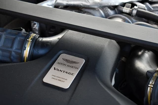 Aston Martin V8 Vantage 4.0 Carbon-ext | Ceramic-brakes | 26dkm / 46