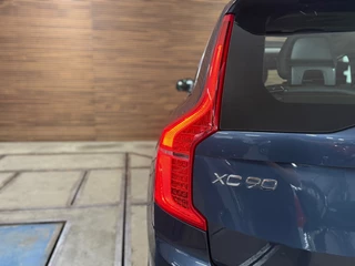 Volvo XC90 2.0 T8 Recharge AWD | Pano | 7p | Leder | H&K | Elektr. trekhaak / 37