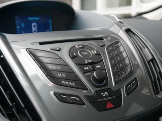 Ford C-Max 1.6 EcoBoost Lease Titanium Trekhaak| Dealer onderhouden / 17