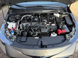 Toyota Corolla 1.8 HYBRID Automaat Navi Camera Trekhaak ACC / 45