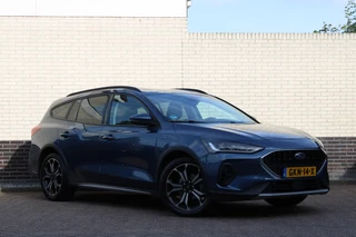 Ford Focus Wagon 1.0 EcoBoost Hybrid Active X  | Leder! | Adaptieve cruise | Trekhaak | Camera | BLIS