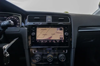 Volkswagen Golf 1.4 TSI Highline Business | DSG  | Virtual | ACC | Carplay / 24