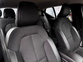 Volvo XC40 1.5 T3 Momentum Pro | NL-Auto | Elek. Achterklep | Parkeersensoren | Navigatie / 15
